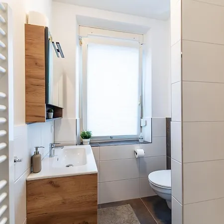 Appartement Renoviert Und Modern Nuremberg