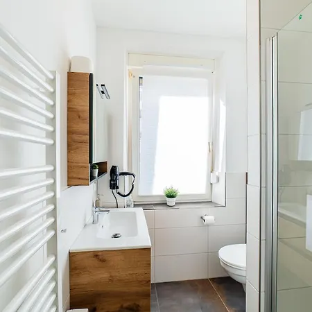 Renoviert Und Modern Appartement Nuremberg