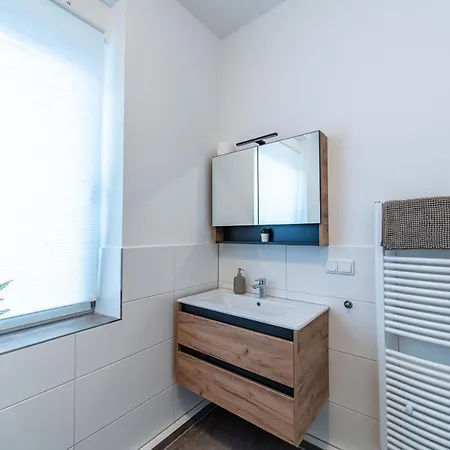 Renoviert Und Modern Daire *