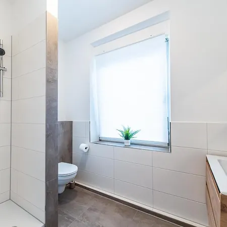 Renoviert Und Modern Daire *
