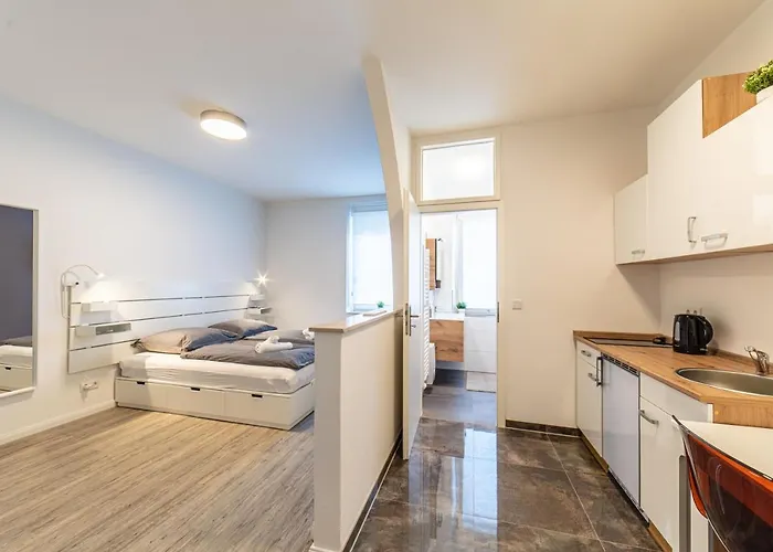 Renoviert Und Modern Apartamento *